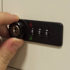 PIN code wheel lock for mobile charging lockers