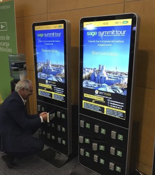 Bornes et casiers de recharge pour téléphones